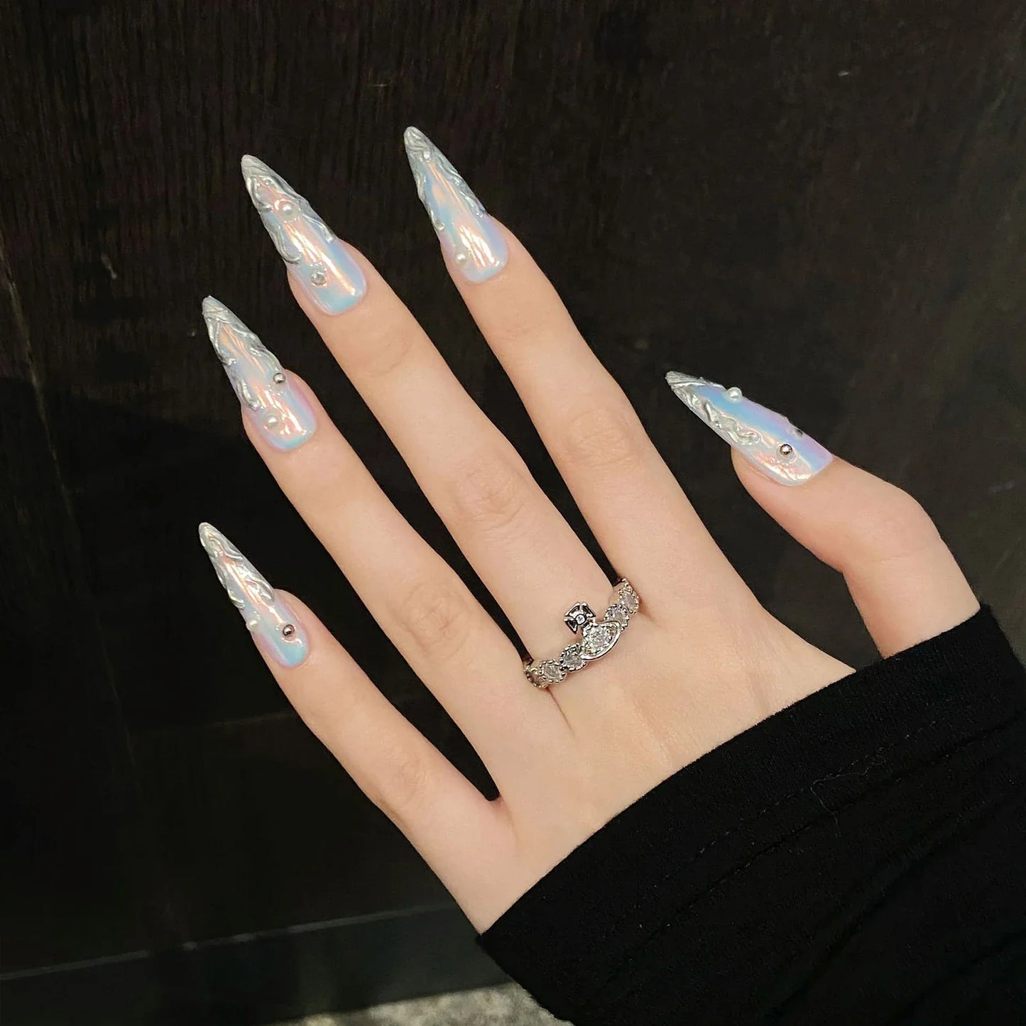 Juego de 10 uñas postizas Aurora hechas a mano con forma de T corta y stiletto largo, diseños de metal plateado, uñas postizas Spicy Girl.