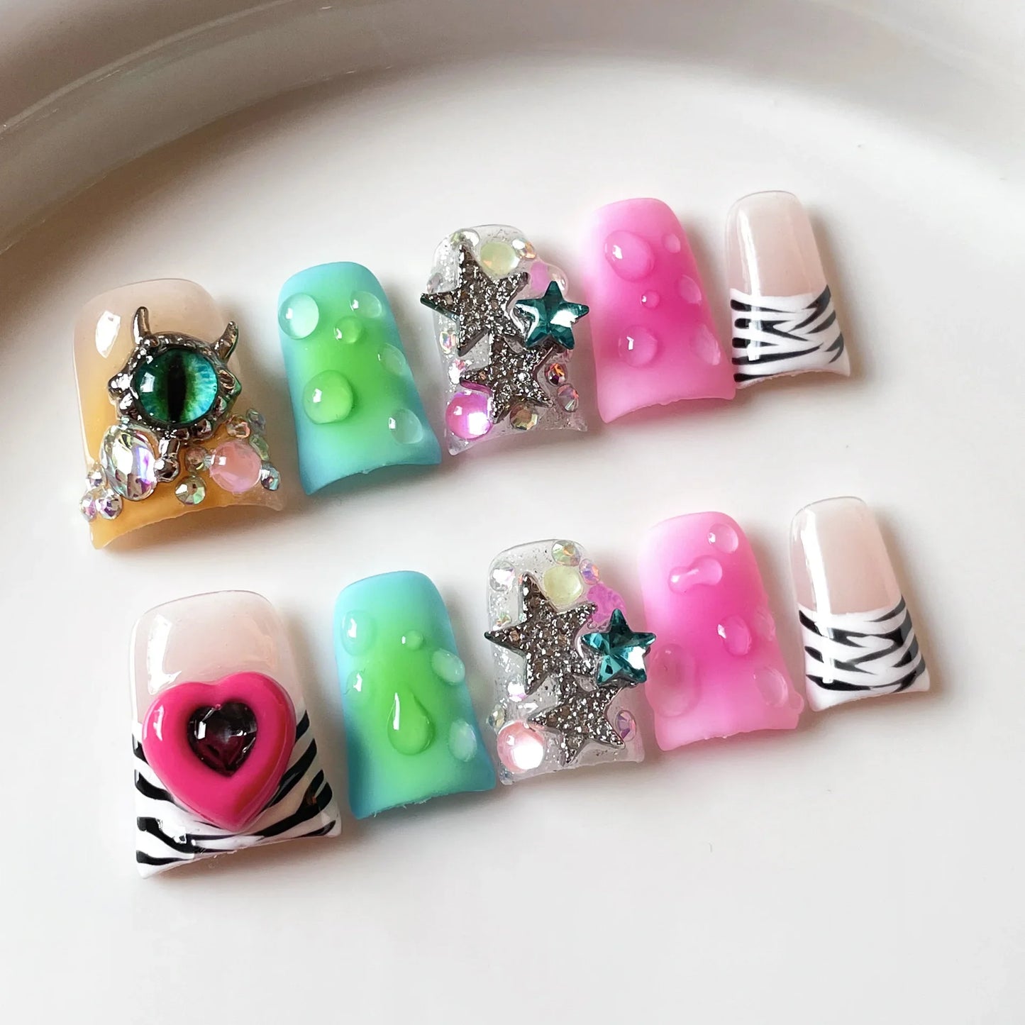 10pcs Colorful French Style Handmade Fake Nails Shiny Diamond Cherry Star Lolipop Butterfly Press On Nails Sweet Cool False Nail