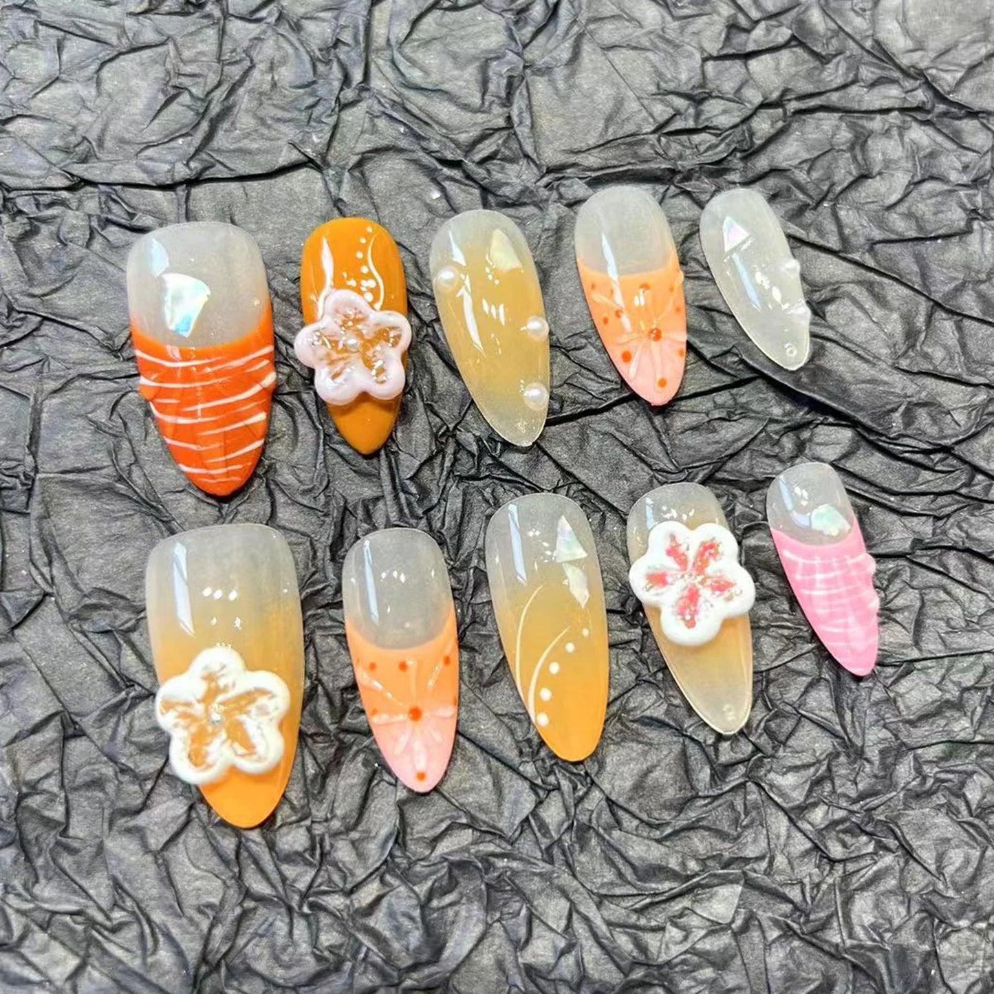 10 uñas postizas francesas hechas a mano, pintadas con almendras y flores 3D, decoración a presión, color naranja, para manicura de verano.