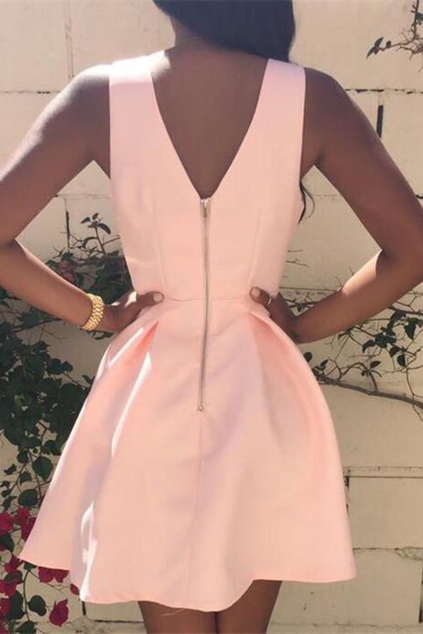 Schlichtes hellviolettes A-Linien-Abendkleid aus Satin mit V-Ausschnitt für Mädchen