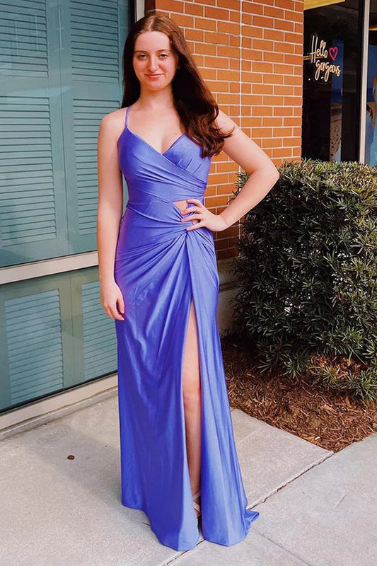 Vestido de fiesta morado con tirantes finos, espalda tipo corsé y abertura