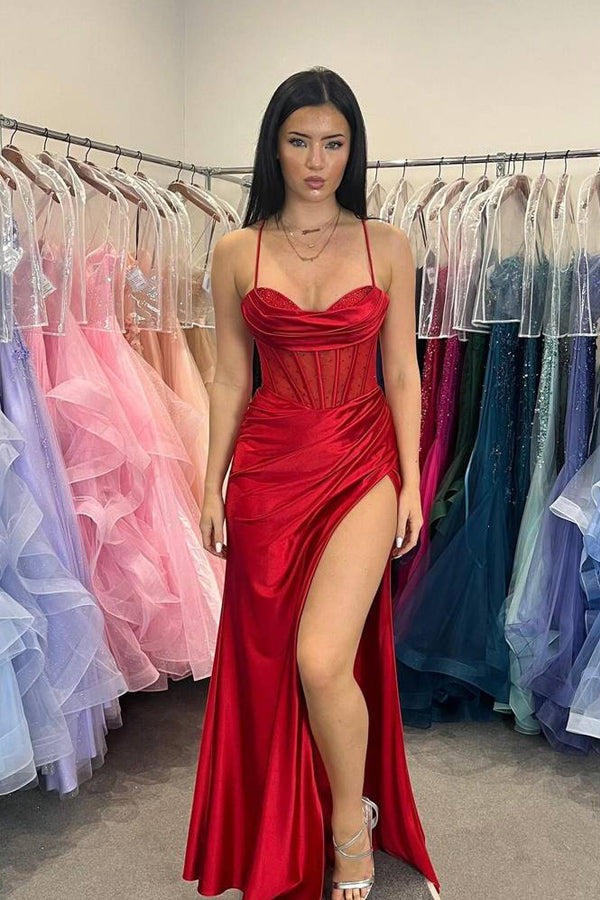 Vestido de fiesta verde cazador de sirena con cuentas y abertura sin tirantes
