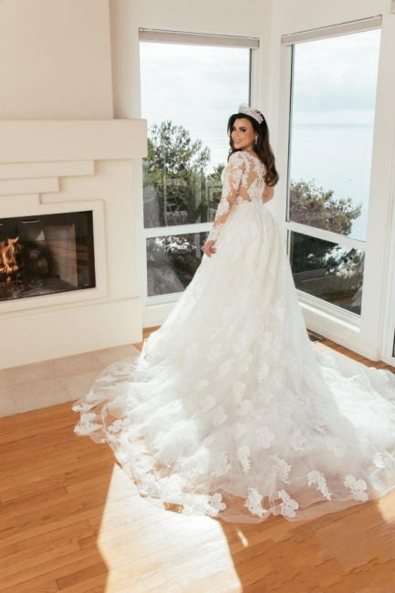 Bodenlanges A-Linien-Brautkleid mit Herzausschnitt und Tüll
