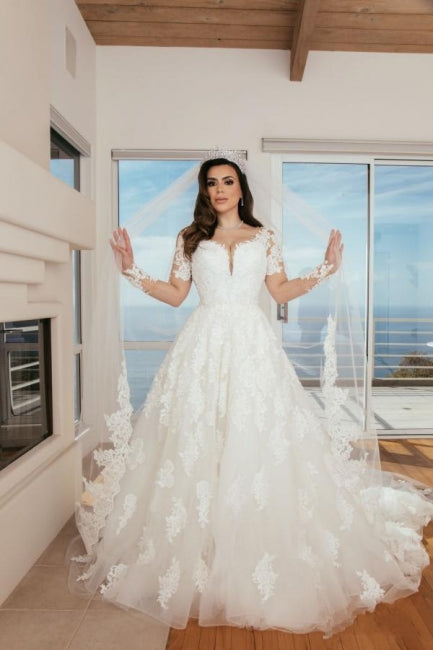 Bodenlanges A-Linien-Brautkleid mit Herzausschnitt und Tüll