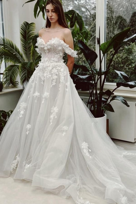 Vestido de novia largo color marfil con escote en forma de A, hombros descubiertos, encaje y sin mangas