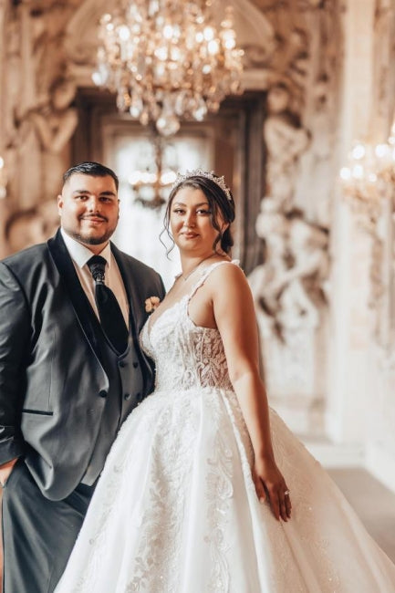 Luxuriöses Ballkleid mit Herzausschnitt und Applikationen