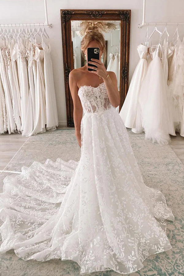 Ballkleid-Brautkleid aus Spitze mit Herzausschnitt und abnehmbaren Puffärmeln