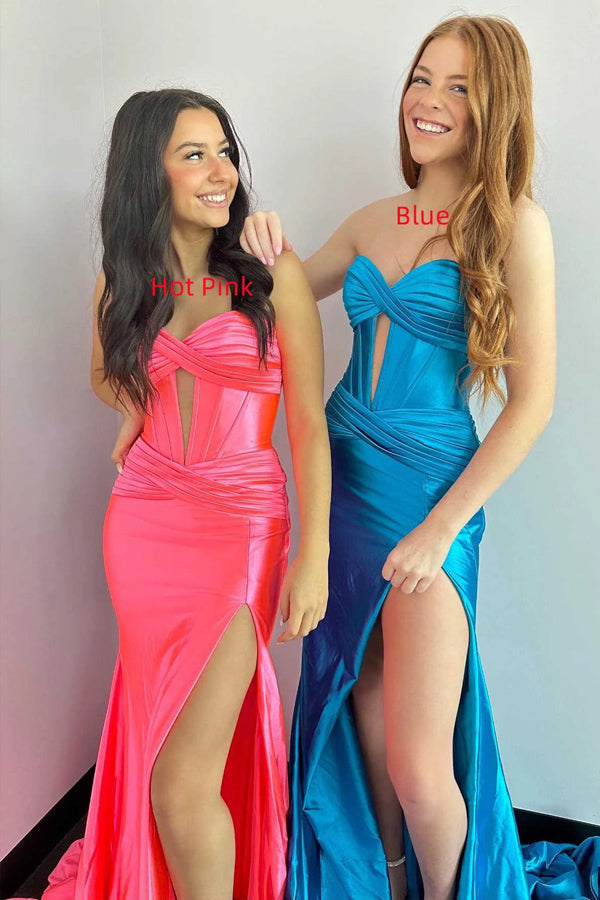 Vestido de fiesta largo negro de sirena con escote en forma de corazón y abertura