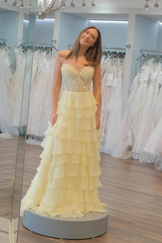 Vestidos de fiesta largos con corsé de gasa y encaje con escote corazón y volantes