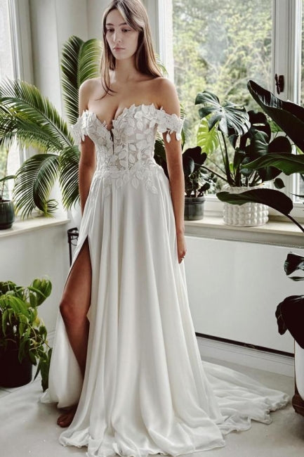 Langes weißes Vintage-Brautkleid in A-Linie mit schulterfreiem Schnitt und Schlitz