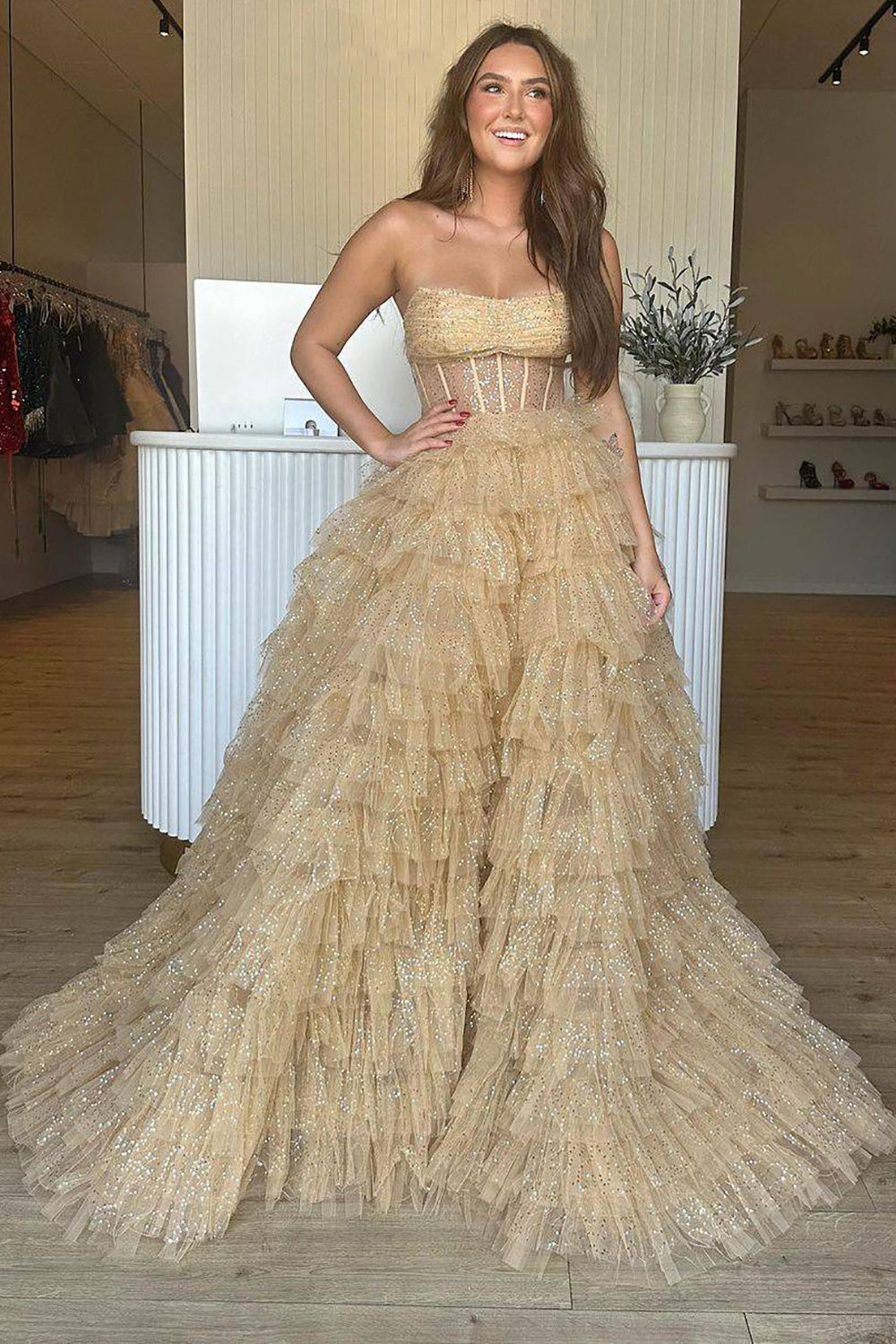 Roycebridal Aubriella | Vestido de fiesta de tul brillante con volantes, corte A y corsé sin tirantes
