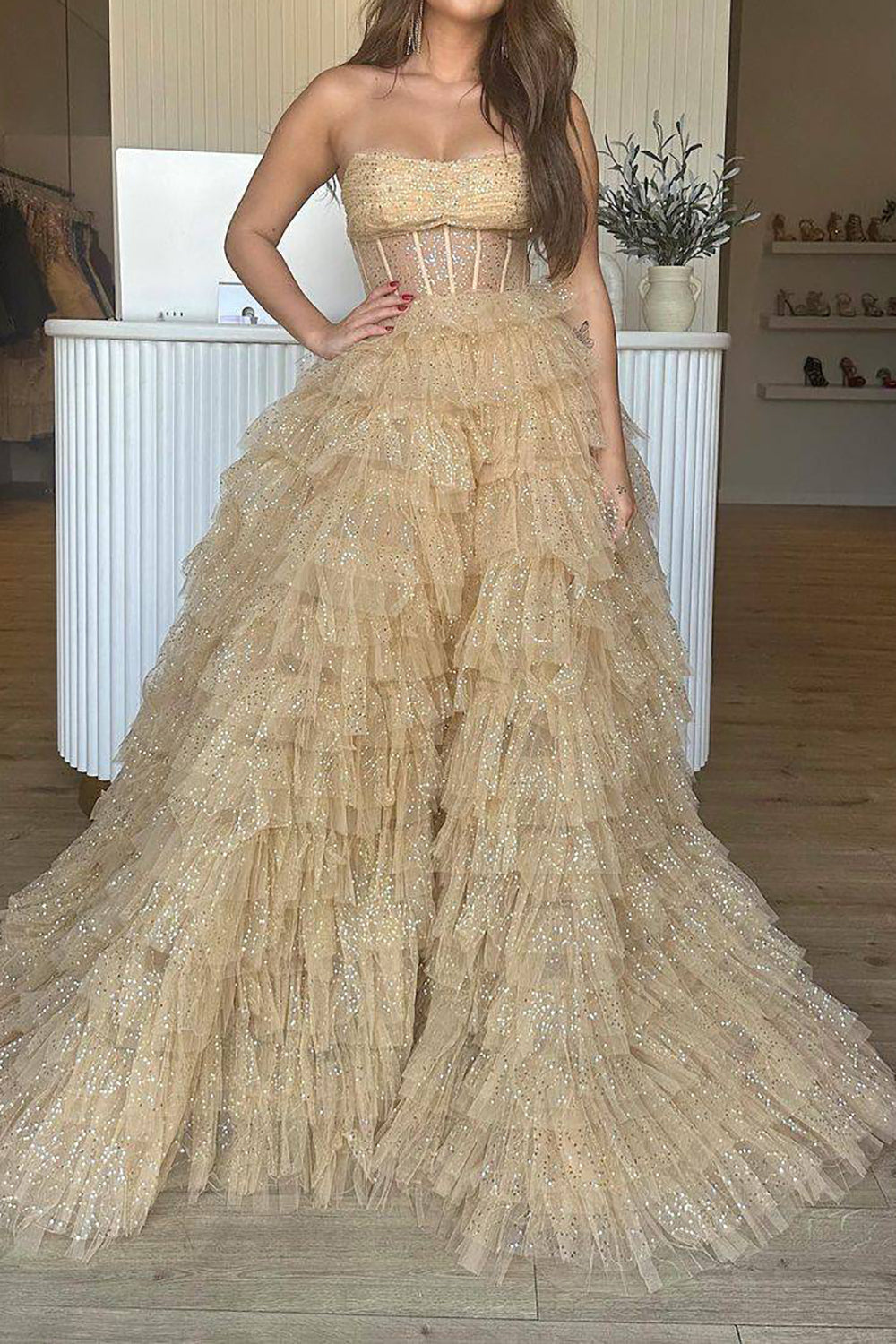 Roycebridal Aubriella | Vestido de fiesta de tul brillante con volantes, corte A y corsé sin tirantes