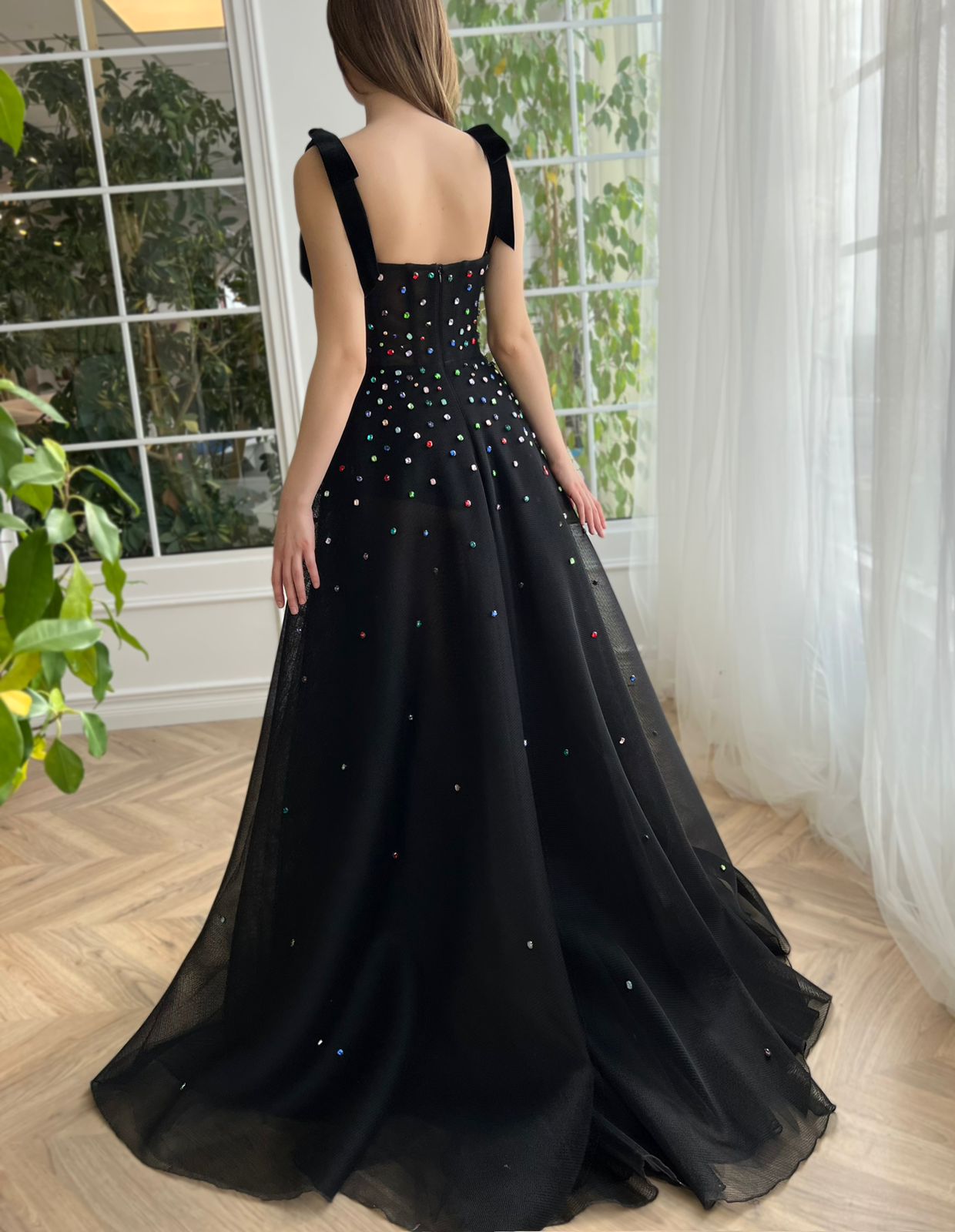 Vestido cósmico enjoyado
