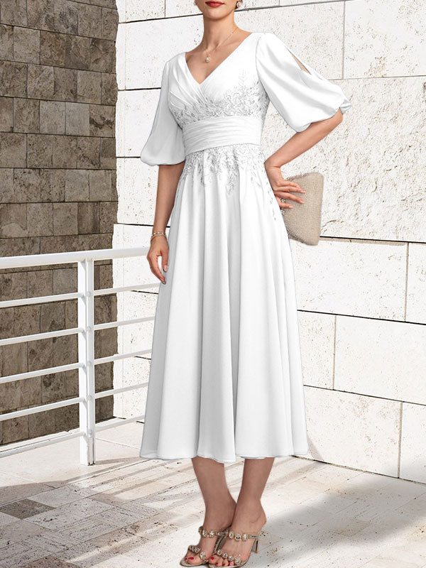 A-Linie V-Ausschnitt Wadenlanges Chiffon-Kleid für die Brautmutter mit Plissee