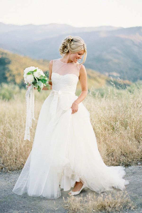 A-line Illusion Tulle Vintage Outdoor Ivory Wedding Dress