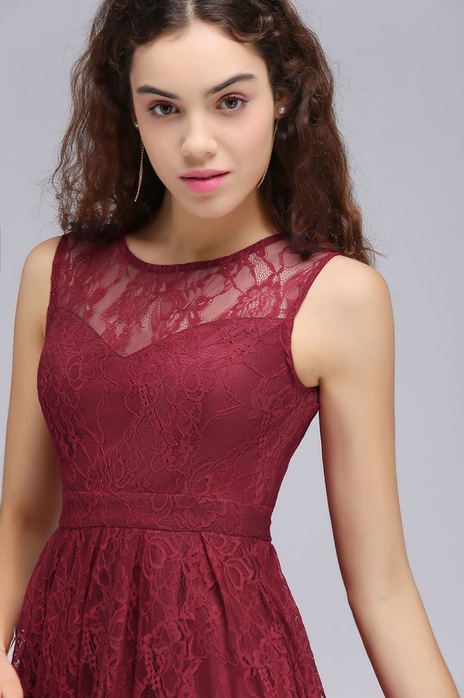 Vestidos de fiesta de bienvenida burdeos con encaje, cuello redondo y corte A