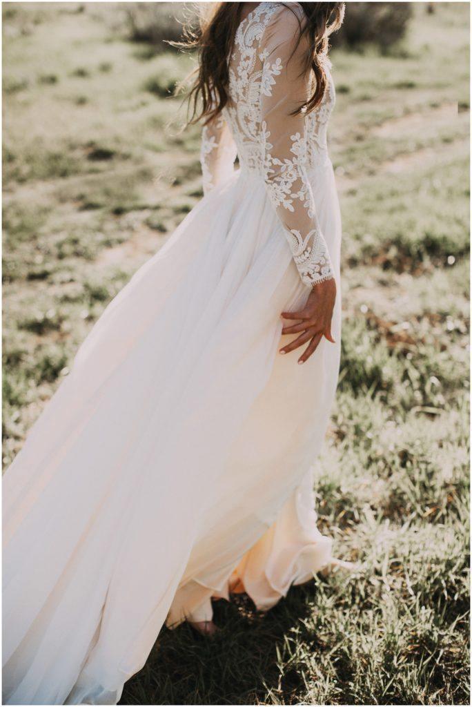 A-line Scoop Lace Wedding Dress Long Sleeve Rustic Wedding Dresses