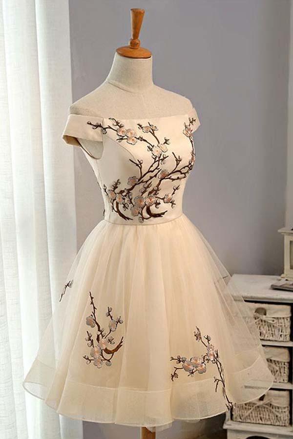A-Linie Tüll Kurzes Ballkleid Homecoming-Kleid mit Stickerei