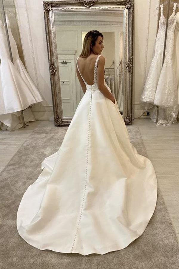 A-Linie V-Ausschnitt Elfenbein Satin Schlichtes Brautkleid Rückenfreie Brautkleider