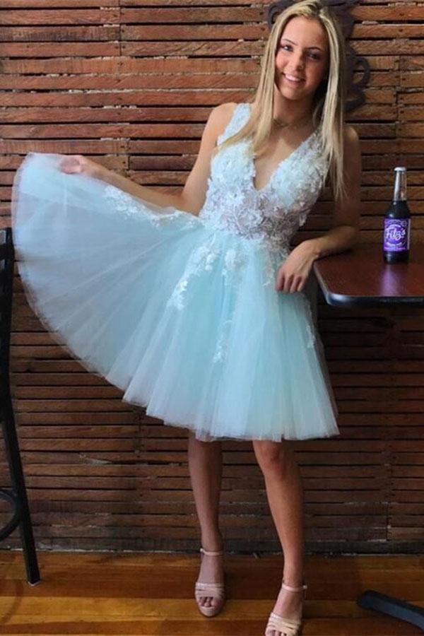 Vestido corto de fiesta de tul con escote en V y corte A en rosa y blanco