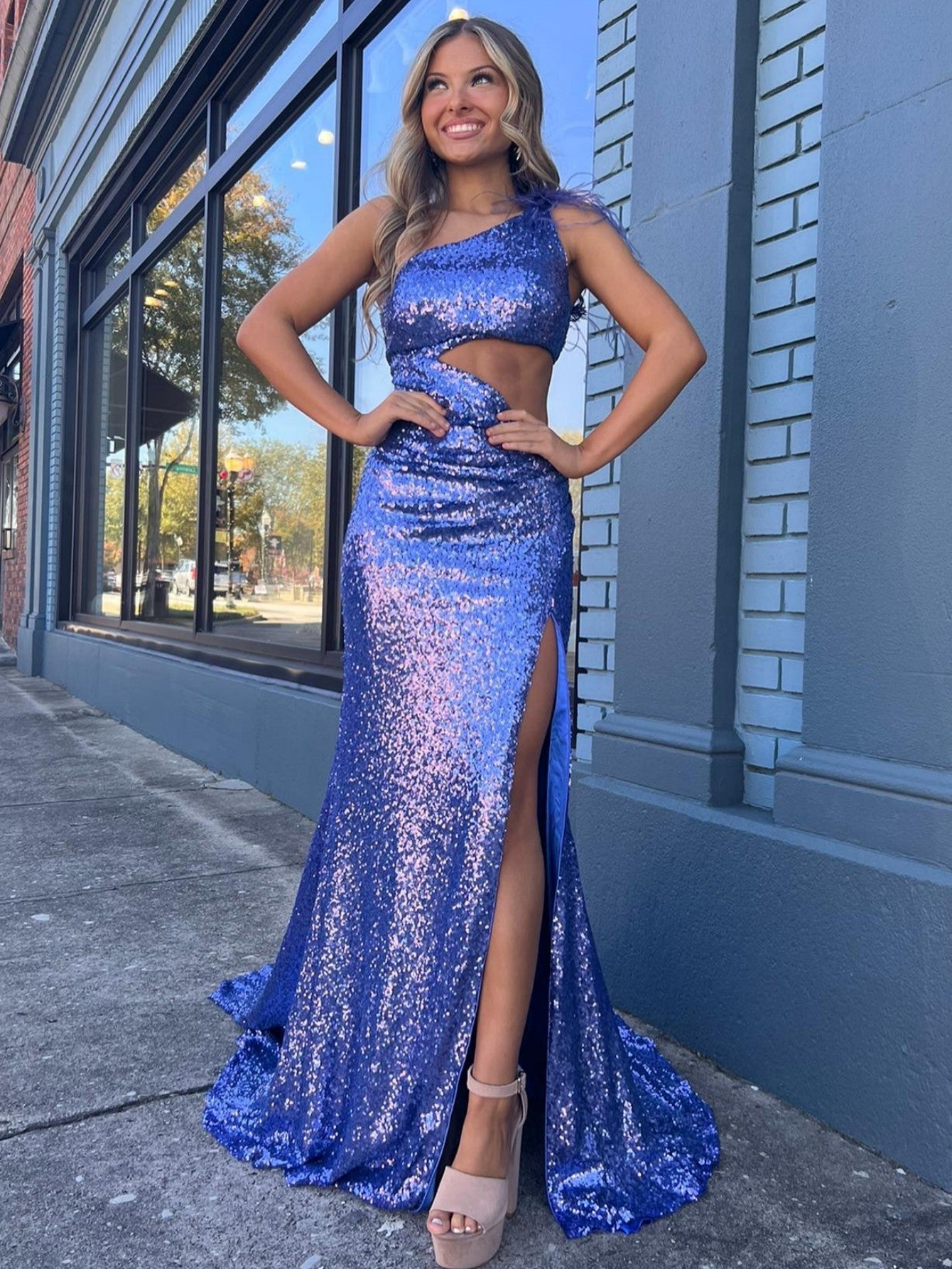 Vestido de fiesta de sirena negro único y brillante con un solo hombro