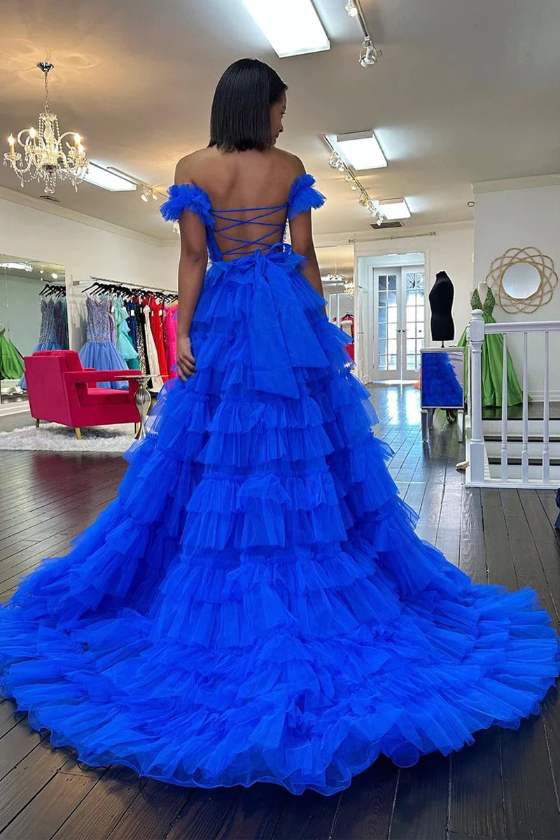 Vestidos de fiesta largos de tul con volantes y hombros descubiertos con abertura