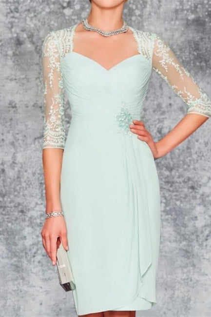 Hermosos vestidos de madre de la novia y vestidos de dama de honor verde menta.