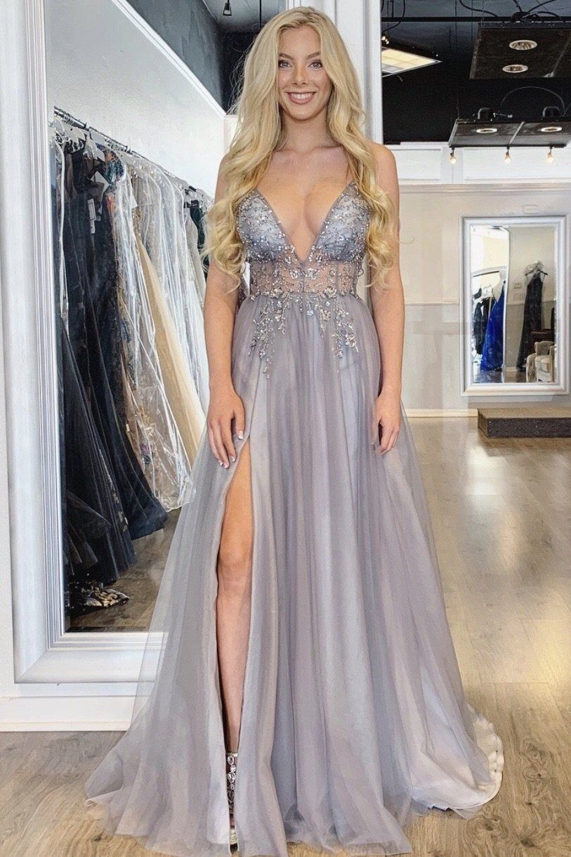 Bestes langes ärmelloses A-Linien-Ballkleid aus Tüll mit V-Ausschnitt und Schlitz