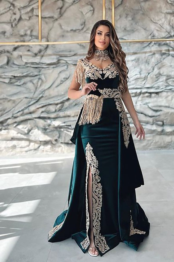 Elegantes schulterfreies Meerjungfrauen-Abendkleid mit V-Ausschnitt und Applikation
