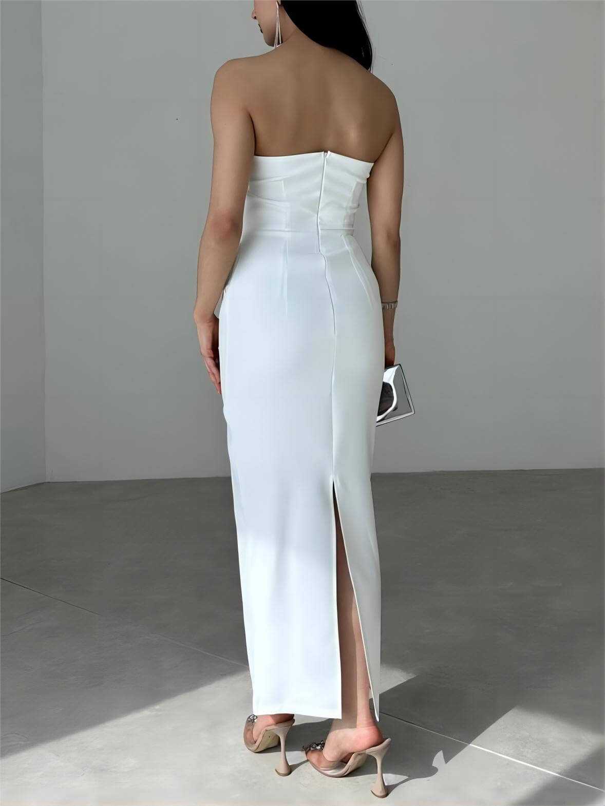 Trägerloses Midikleid mit Schleife