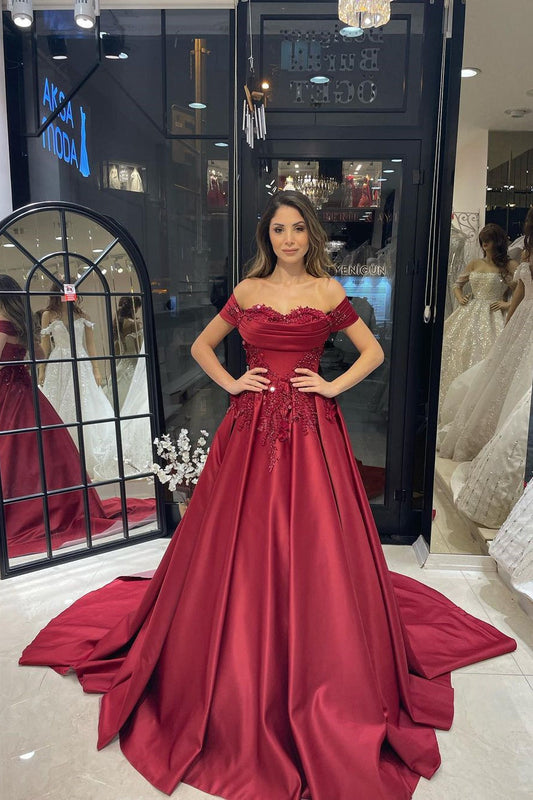 Bezauberndes bodenlanges, schulterfreies A-Linien-Brautkleid aus Satin mit Herzausschnitt und Applikationen