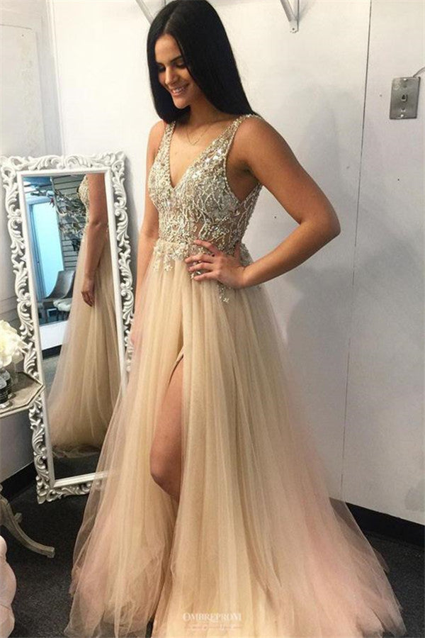 Schickes, rückenfreies, langes Ballkleid in A-Linie mit V-Ausschnitt, Applikationen und Perlenbesatz und Schlitz