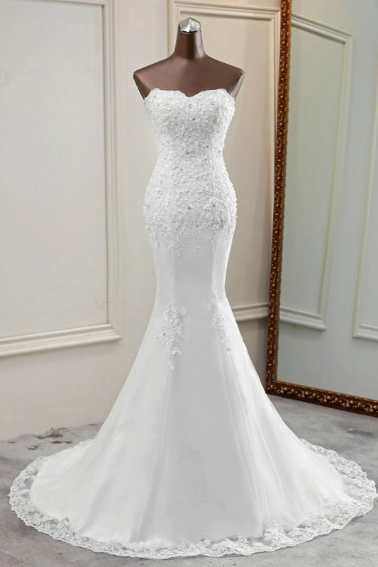 Vestido de novia elegante de sirena largo sin tirantes con apliques de encaje