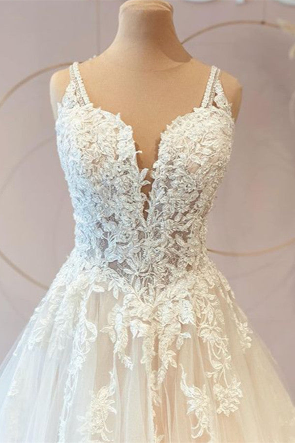 Elegantes langes Prinzessin-Brautkleid mit Herzausschnitt und Tüllapplikationen und Spitze