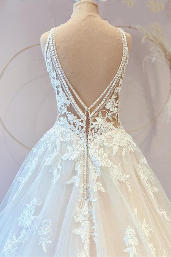 Elegantes langes Prinzessin-Brautkleid mit Herzausschnitt und Tüllapplikationen und Spitze
