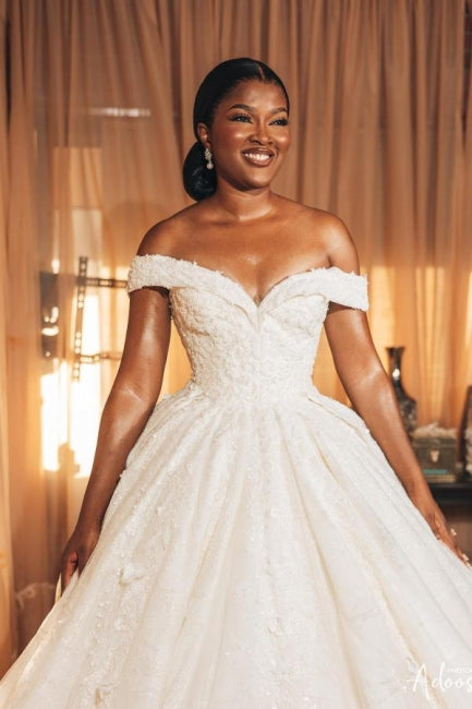 Designer Prinzessin Off-the-Shoulder A-Linie Brautkleider mit Spitze