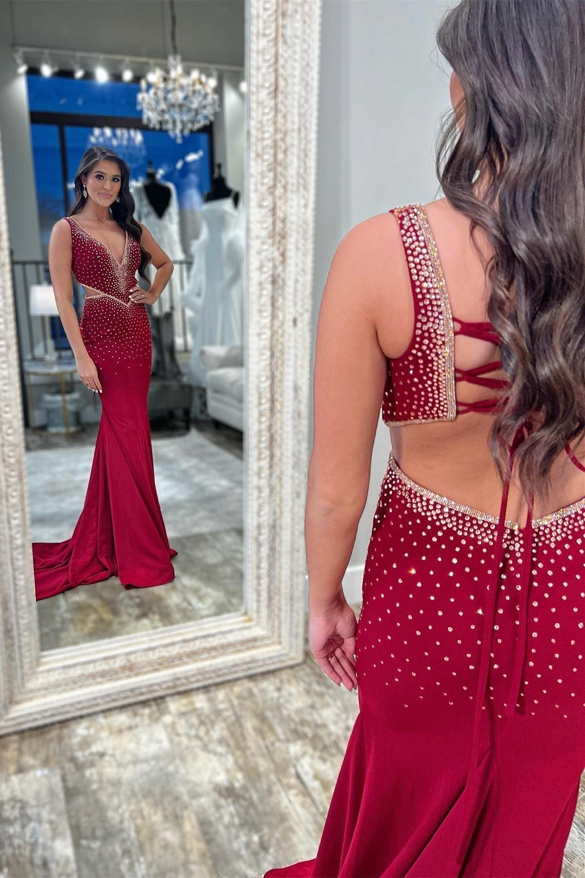 Vestido de fiesta de jersey con cuentas y escote en V de sirena