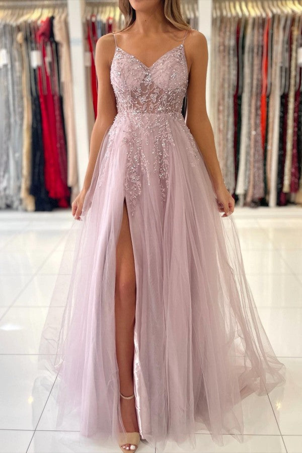 Staubiges, rosa, langes A-Linien-Ballkleid aus Tüll mit V-Ausschnitt und Schlitz