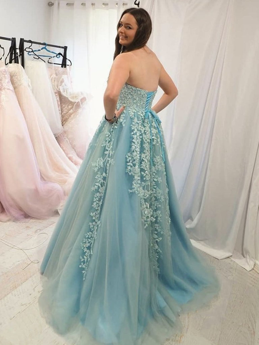 Elegant A-line Strapless Tulle Lace Formal Graduation Dresses Long Prom Gowns