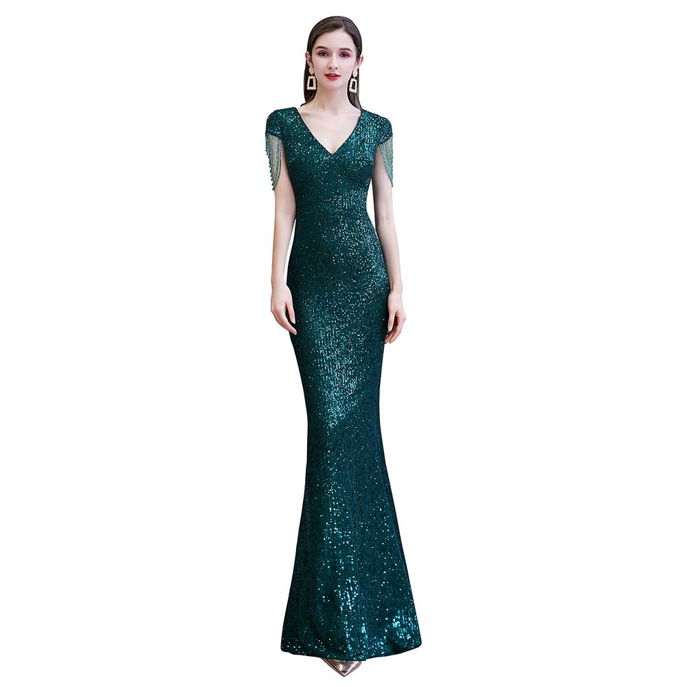 Elegantes langes Ballkleid mit Flügelärmeln und grünen Pailletten