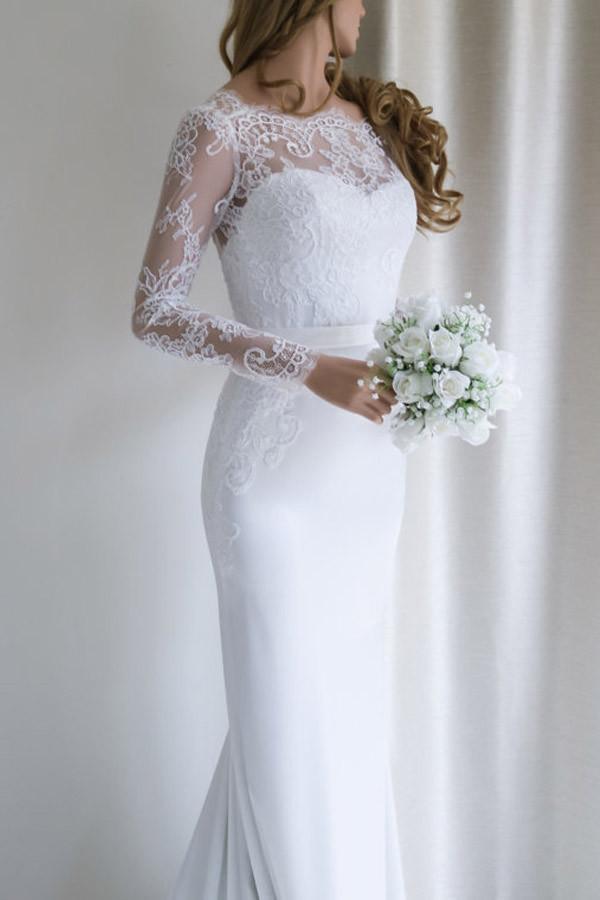 Elegante vestido de novia largo blanco de sirena con mangas largas y encaje y cola