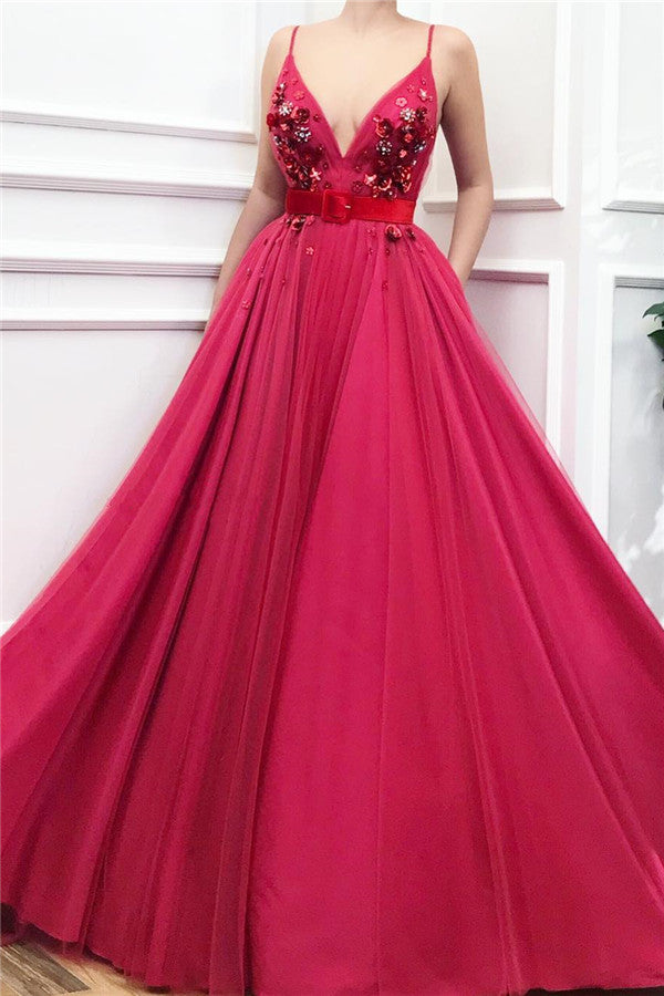 Elegantes langes A-Linien-Ballkleid aus Tüll mit V-Ausschnitt