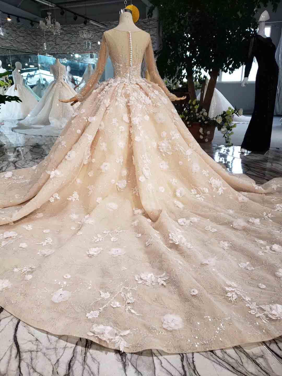 Elegant Long Sleeves Ball Gown Beading Wedding Dress With Flowers