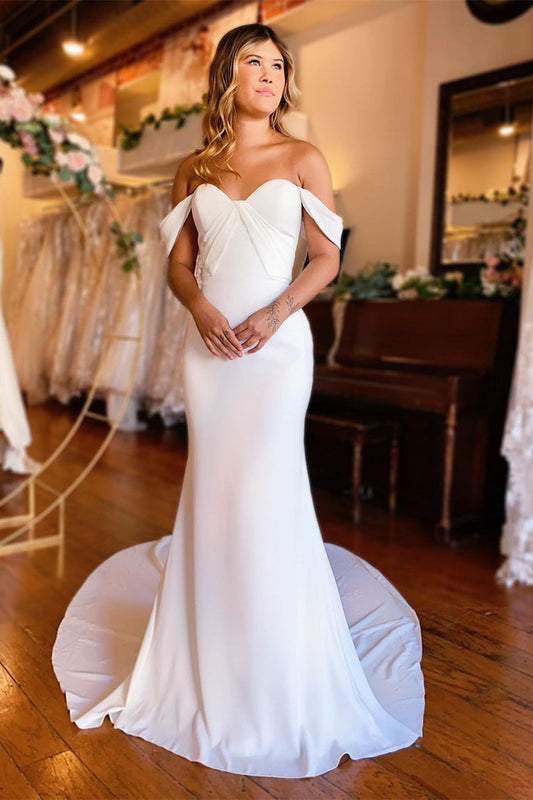 Elegantes schulterfreies Meerjungfrau-Brautkleid aus Satin mit Schleppe