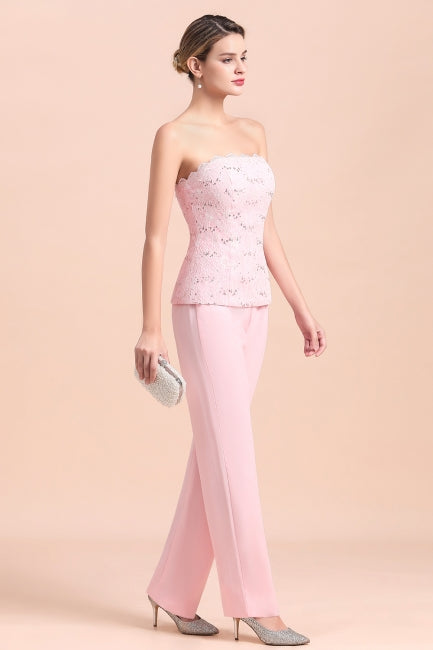 Elegante mono de madre de la novia con apliques sin tirantes y mangas largas cruzadas