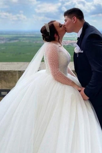 Elegantes Herzausschnitt-Ballkleid mit langen Ärmeln und Tüll-Brautkleider