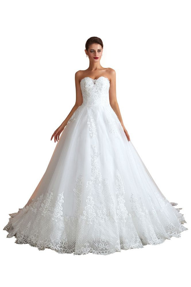 Elegantes weißes Brautkleid mit Herzausschnitt | Schlichtes A-Linien-Ballkleid aus Tüll
