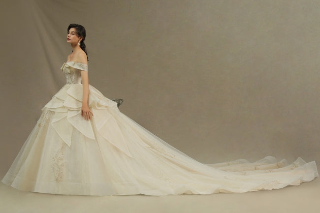 Elegante Brautkleider Prinzessin | Brautkleider mit Spitze