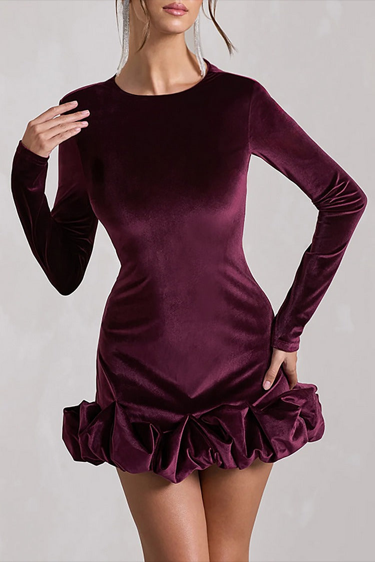 Minikleid aus Samt mit Rundhalsausschnitt und langen Ärmeln, gerüschtem Puffsaum – Lila