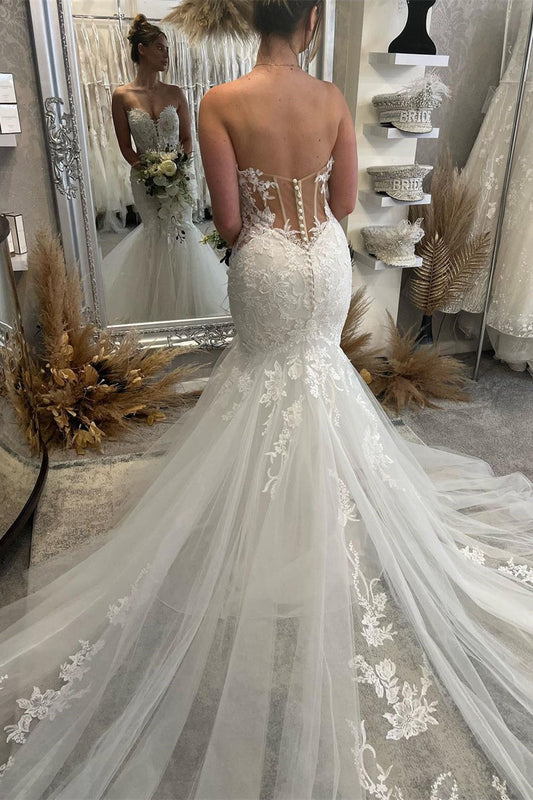 Fabuloso vestido de novia de sirena sin mangas con escote corazón y encaje